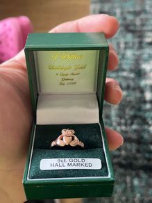 9 Carat Claddagh