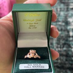 9 Carat Claddagh