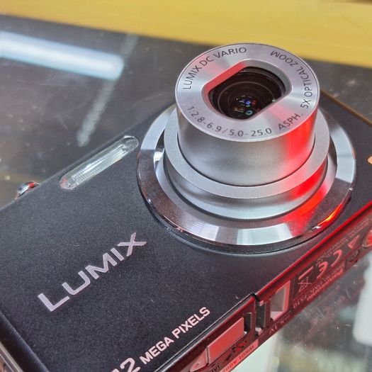 Panasonic Lumix DMC FS10 Digital Camera 12MP Black (Used) - 3-Month Warranty - 41143