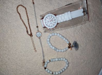 Watch set