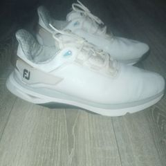 golf shoes