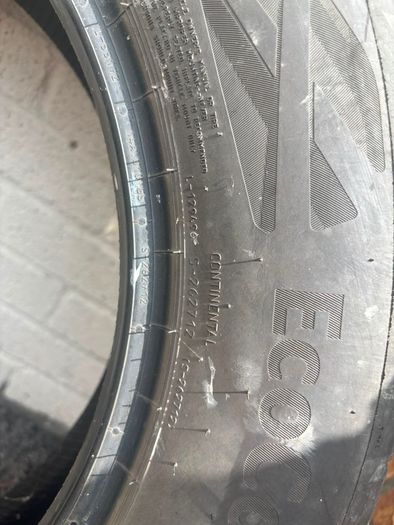 2 free Tyres