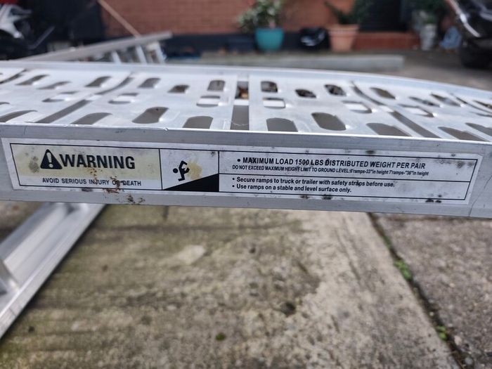Motorcycle ramp