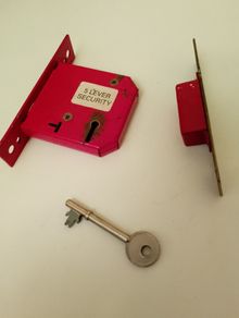 Yale 5 lever mortice doorlock with key Security lock