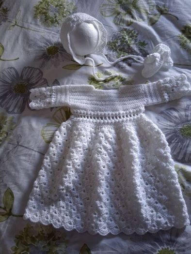 Stunning handmade white christening set 6-12 months
