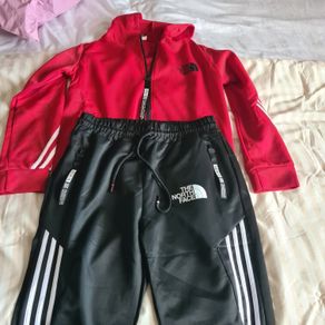 kids tracksuit