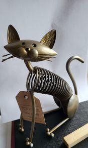 Too arts Cat, Iron Sculpture Home Decor