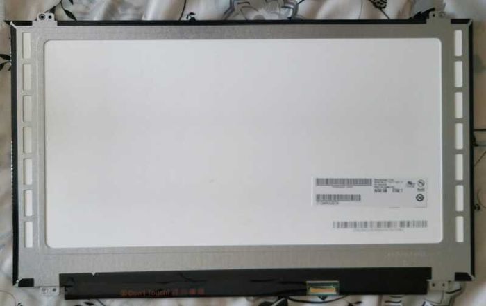 laptop 15.6 LED screen, used, working, 5 euro both.