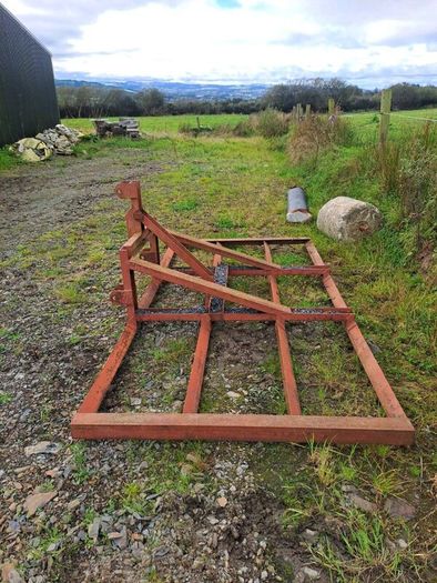 Land leveler