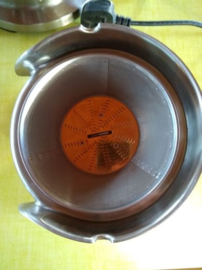 Breville JE4 Commercial Juicer
