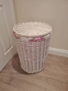 Laundry basket