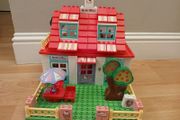 DUPLO Pink Hello Kitty House