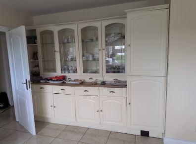 kitchen cabinet free