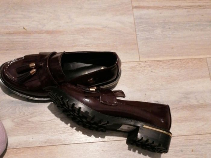 burgundy shoes size 39