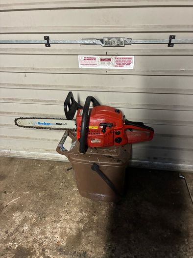 chainsaw