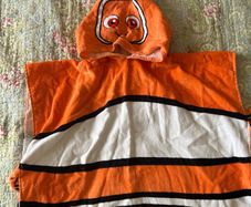 Toddler overhead beach towel - Nemo