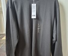 UNIQLO Men Light Jumper Japan only
