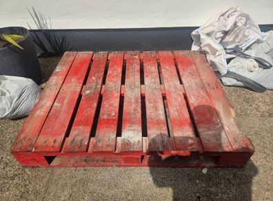 2 Pallets