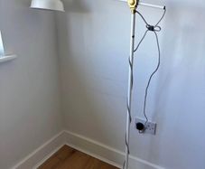 White Floor Lamp: Barely used, great condition