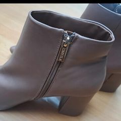Carvela Brown Boots Size 7