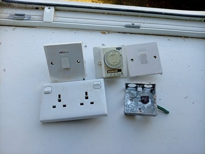 sockets switch lot  electrical