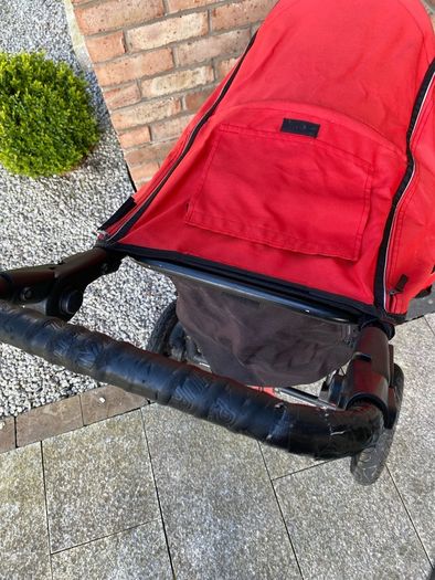 Out n About Single Nipper V4