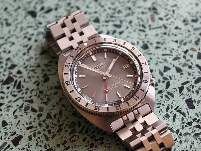 Seiko SPB411 navigator timer reissue