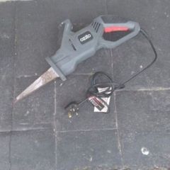Electric multi purpose saw