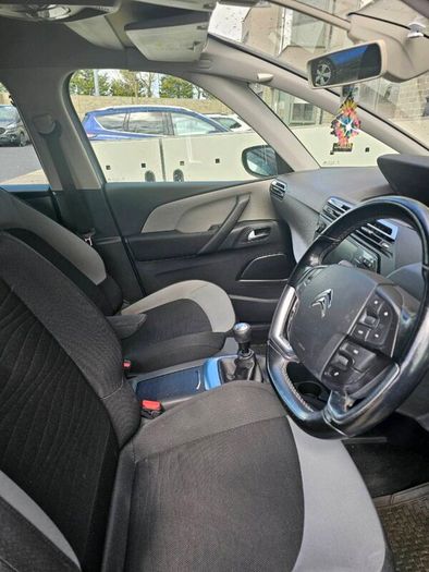 Citroen picasso C4 7seater 135.000 kms diesel 1.6l