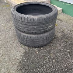 2 x Tyres  215/35 ZR19