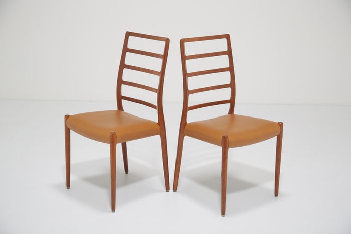 Mid Century Set of 8 x Teak and Tan Leather Dining Chairs Model 82 by Niels Otto Moller, 1960s