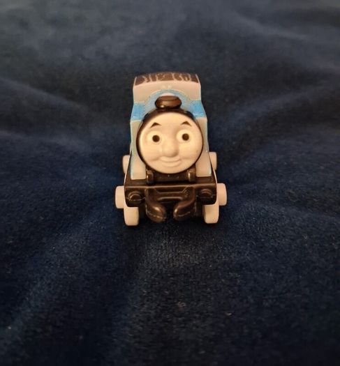 x9 Bundle - Mattel Miniature Thomas The Tank Engine & Friends