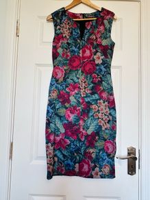 dress Phase Eight