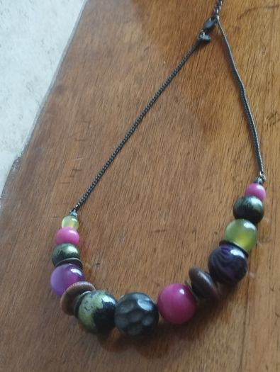 Vintage necklace and bracelet.
