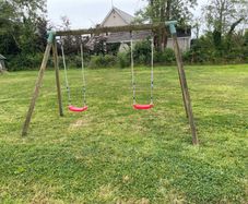 Swing set