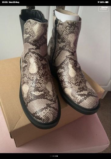 ankle boots  size 39 snake skin effect ankle boot