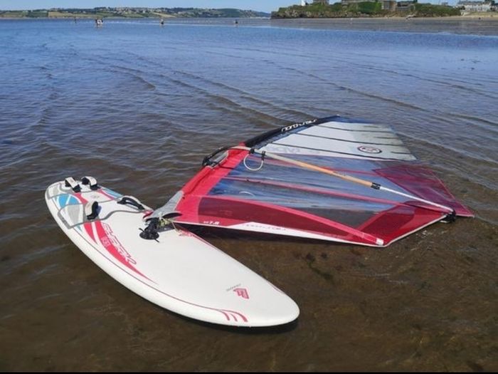 windsurfing kit fanatic shark 145 for beginners
