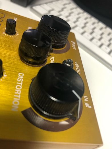 Way Huge Fat Sandwich Harmonic Saturator WHE 301 Guitar Pedal