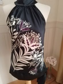 Ladies  tops 12/14