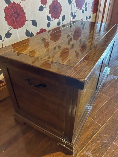 Storage chest drawer
