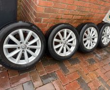 Alloys VW Golf Highline model 205/55/16 5x112