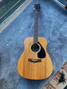 Yamaha FG-322