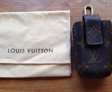 100% Authentic Louis Vuitton Mobile Phone Holder