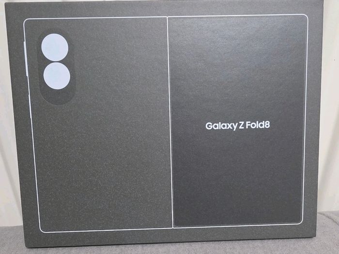 Samsung fold 8