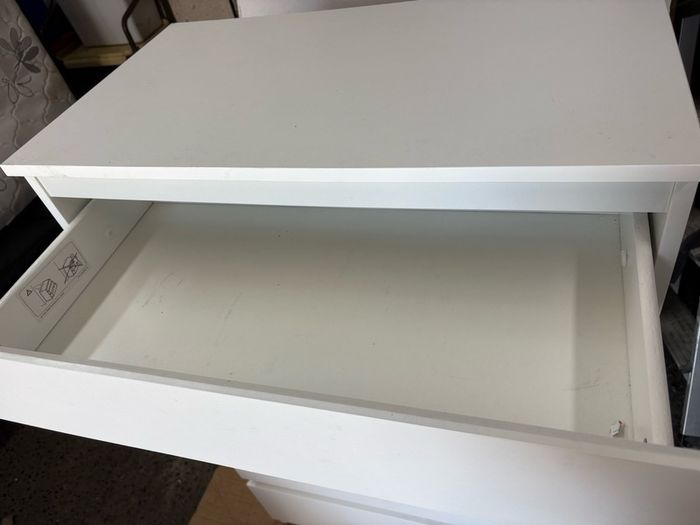 Chest of 5 drawers