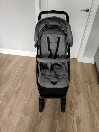 Stroller -- Britax Romer B-agile M