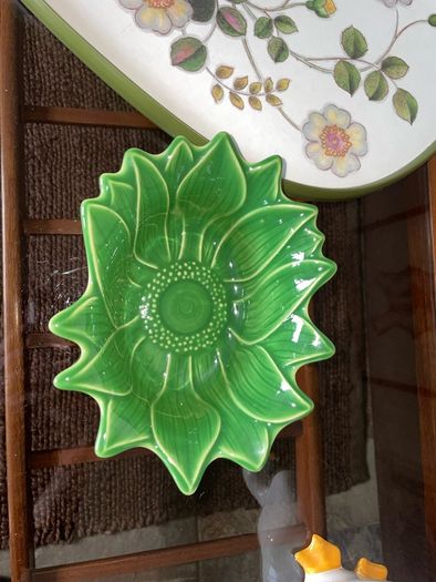 Vintage Appolia French Ceramic Sunflower Baking Form in Provincial Green