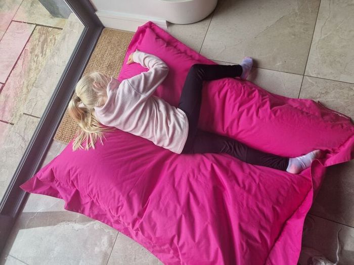Big Bertha XXL beanbag Hotpink