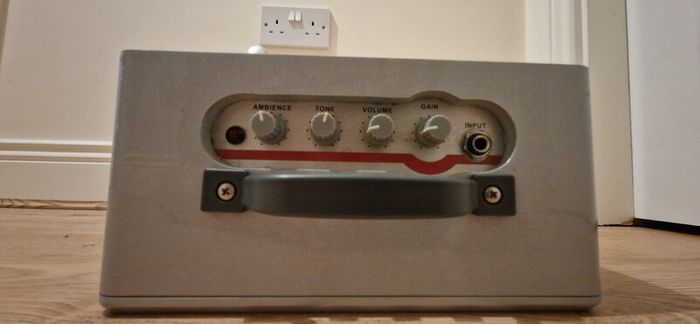 ZT Lunchbox 200w Amplifer