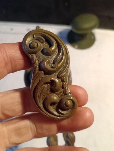 Victorian Double Door Handle